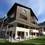 Des Alpes-14 By Interhome