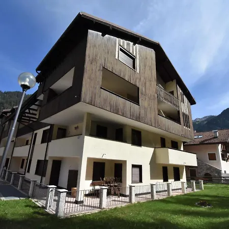 Des Alpes-14 By Interhome